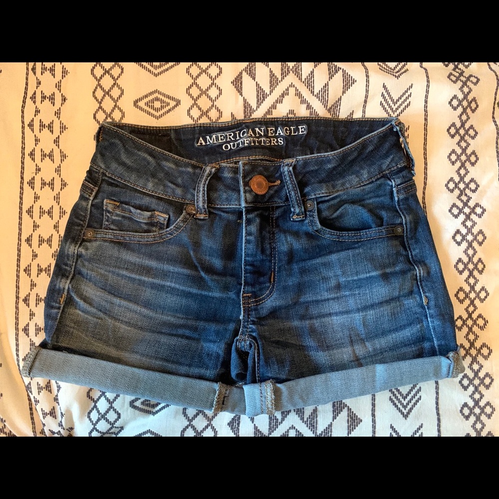 American Eagle jean shorts (Midi)